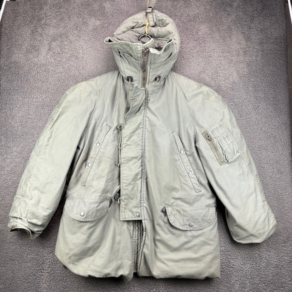 Vintage Military Parka Jacket Mens M Extreme Cold Weather N-34 Hooded Army Green